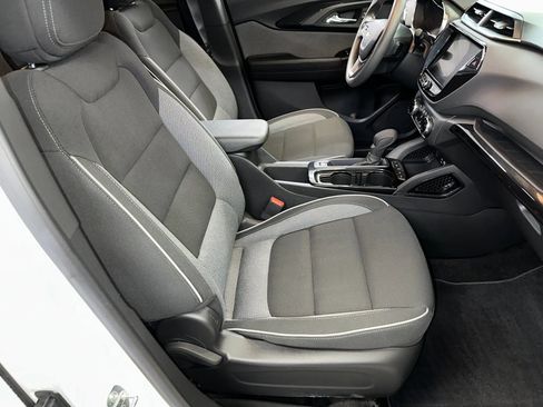 Certified 2023 Chevrolet TrailBlazer LT w/ Convenience Package image 30