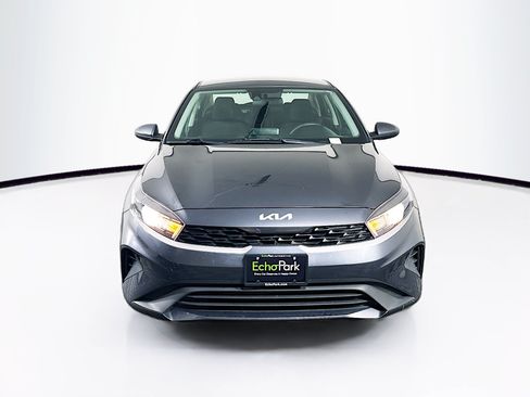 Used 2023 Kia Forte LXS FWD image 2