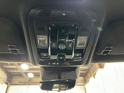 Used 2025 Cadillac Escalade V image 42