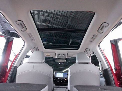 Used 2020 Toyota Highlander Limited Platinum image 35