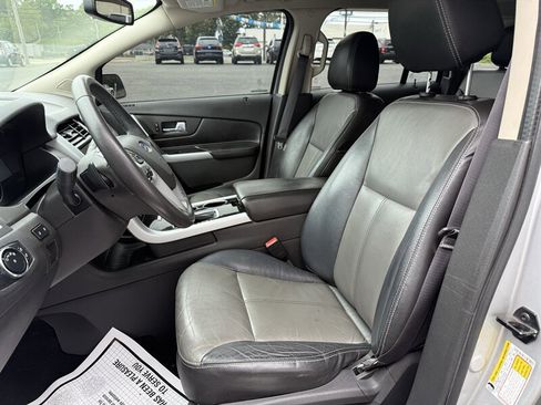 Used 2014 Ford Edge Sport w/ Driver Entry Package AWD/4WD image 9