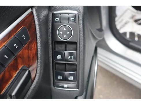 Used 2013 Mercedes-Benz C 300 4MATIC Sedan image 10