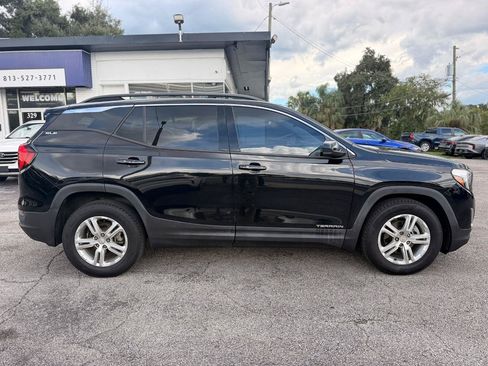 Used 2020 GMC Terrain SLE w/ Driver Convenience Package FWD image 6