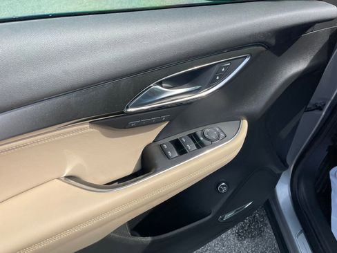 Used 2025 Buick Envision Preferred image 12