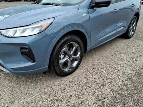 Certified 2023 Ford Escape ST-Line w/ Tech Pack #1 AWD/4WD image 4