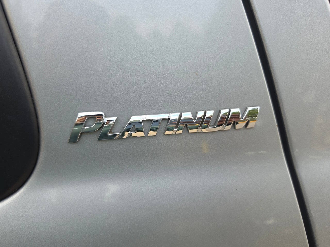 Used 2008 Toyota Sequoia Platinum w/ Cold Area Pkg AWD/4WD image 57