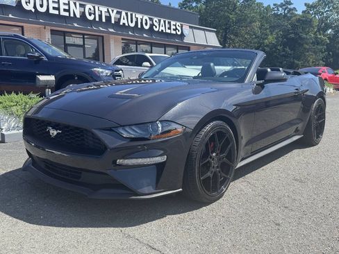 Used 2022 Ford Mustang Premium RWD image 2