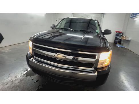 Used 2008 Chevrolet Silverado 1500 LT w/ Power Pack Plus RWD image 3