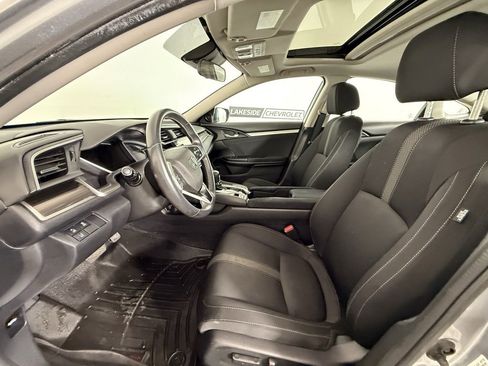 Used 2019 Honda Civic EX image 13