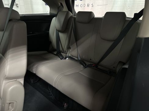 Used 2024 Honda Odyssey Touring image 41