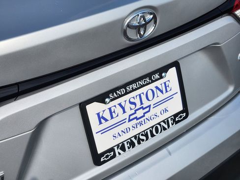 Used 2025 Toyota Corolla LE image 11