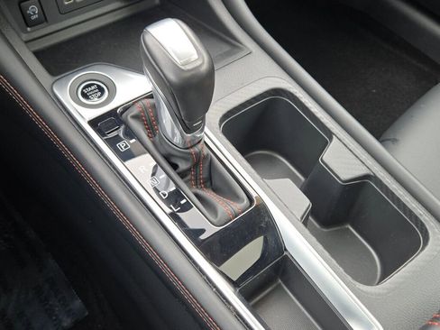 Used 2025 Nissan Sentra SR w/ SR Premium Package image 28