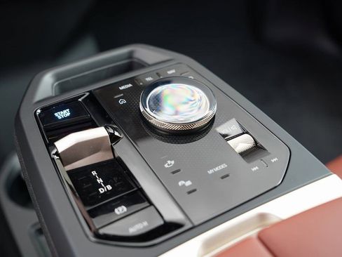 New 2026 BMW iX xDrive60 image 13