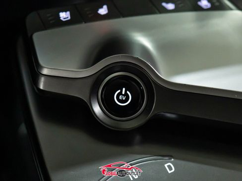 Used 2024 Kia EV6 Wind image 35