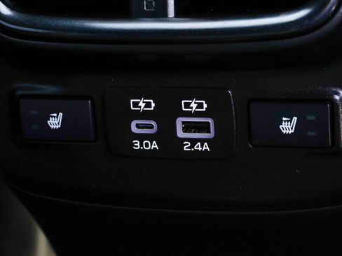 Used 2025 Subaru Outback Wilderness AWD/4WD image 30