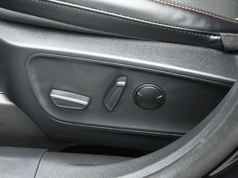 Used 2025 Ford Escape ST-Line image 9