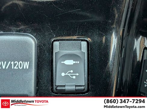 Used 2017 Toyota Prius Prime Premium FWD image 26