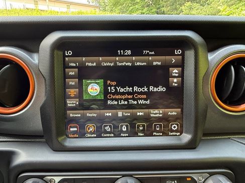 Used 2023 Jeep Gladiator Mojave w/ LED Lighting Group AWD/4WD image 23
