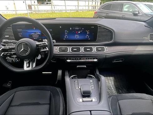 Certified 2025 Mercedes-Benz GLE 53 AMG 4MATIC image 4