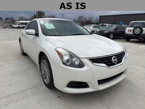 Used 2012 Nissan Altima 2.5 S w/ 2.5S Premium Pkg image 3