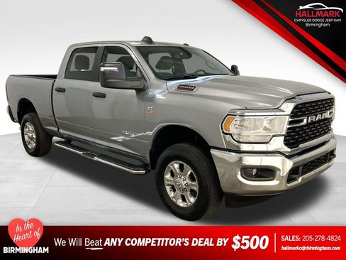 Used 2024 RAM 2500 Big Horn image 1