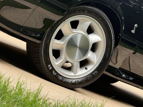 Used 1993 Ford Mustang Cobra RWD image 5