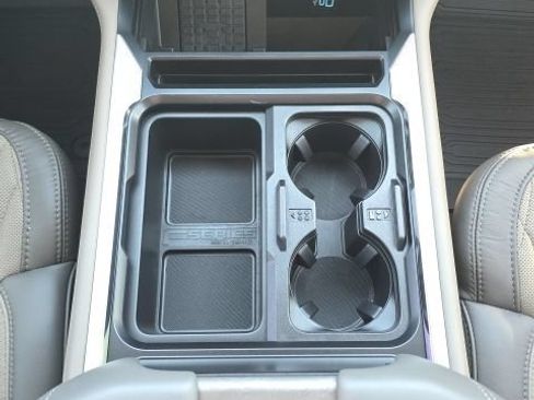 Used 2026 Ford F250 Platinum w/ Platinum Plus Package AWD/4WD image 40