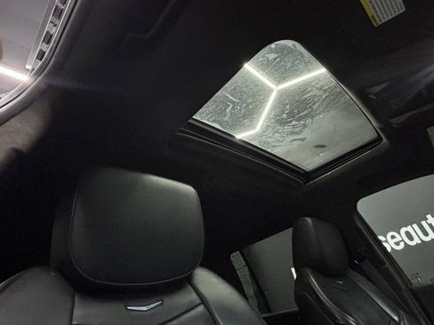 Used 2016 Cadillac Escalade ESV Platinum RWD image 40