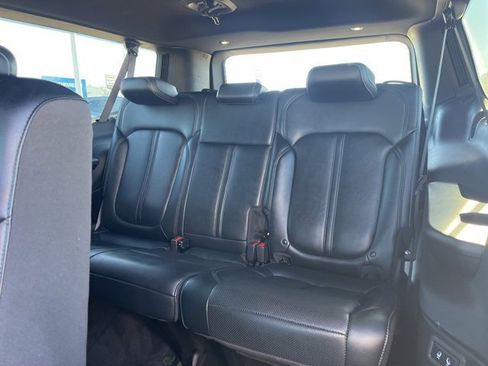 Used 2024 Jeep Wagoneer L Series II w/ Flexible Seating Group image 39