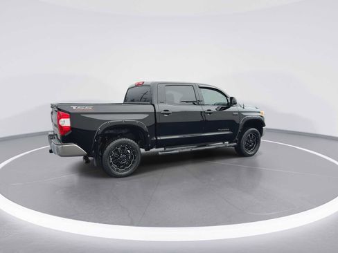 Certified 2017 Toyota Tundra SR5 image 8