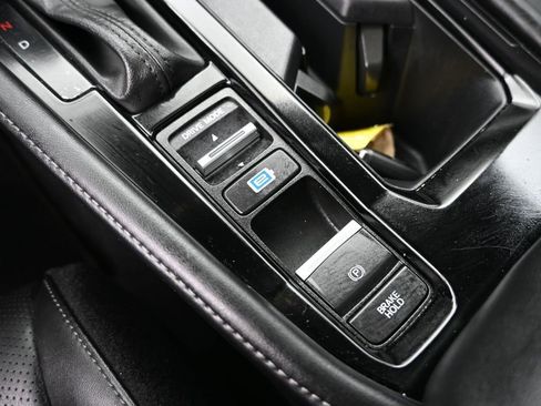 Certified 2024 Honda Accord Touring image 23