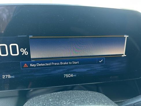 Used 2024 Chevrolet Blazer EV LT image 10