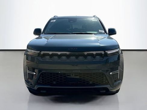 New 2026 Jeep Grand Wagoneer 4WD image 4