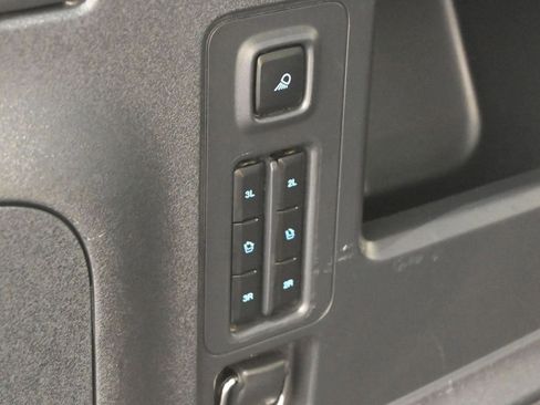 Used 2025 Ford Expedition Max Platinum w/ Driver's Package image 32