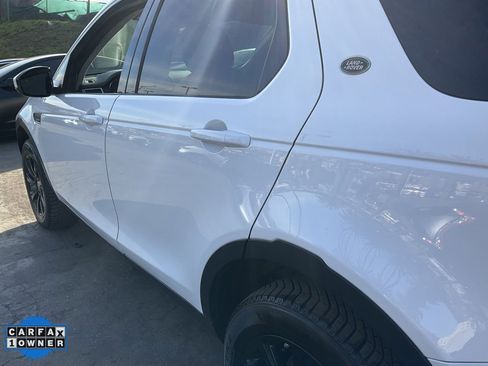 Used 2019 Land Rover Discovery Sport SE image 86