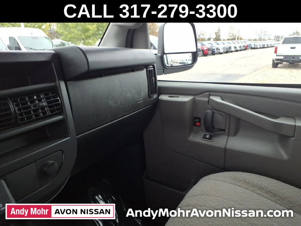 Used 2025 Chevrolet Express 3500 LT w/ LT Preferred Equipment Group RWD image 30
