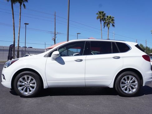 Used 2017 Buick Envision Essence image 2