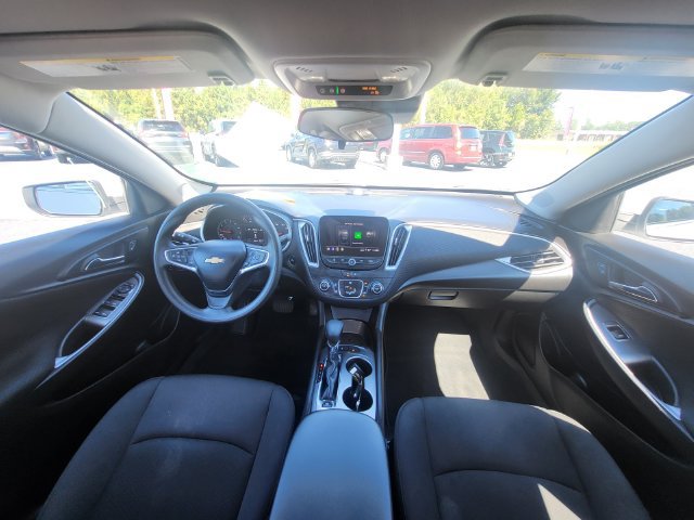 Used 2024 Chevrolet Malibu LS w/ Driver Confidence Package FWD image 13