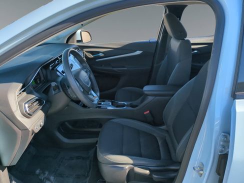 Used 2022 Chevrolet Bolt EUV LT image 9