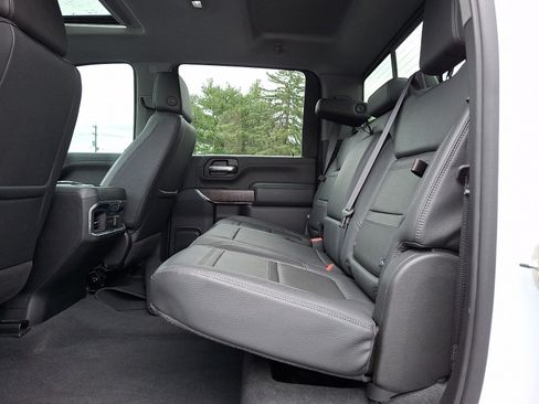 Used 2021 GMC Sierra 2500 Denali w/ Denali Ultimate Package AWD/4WD image 10