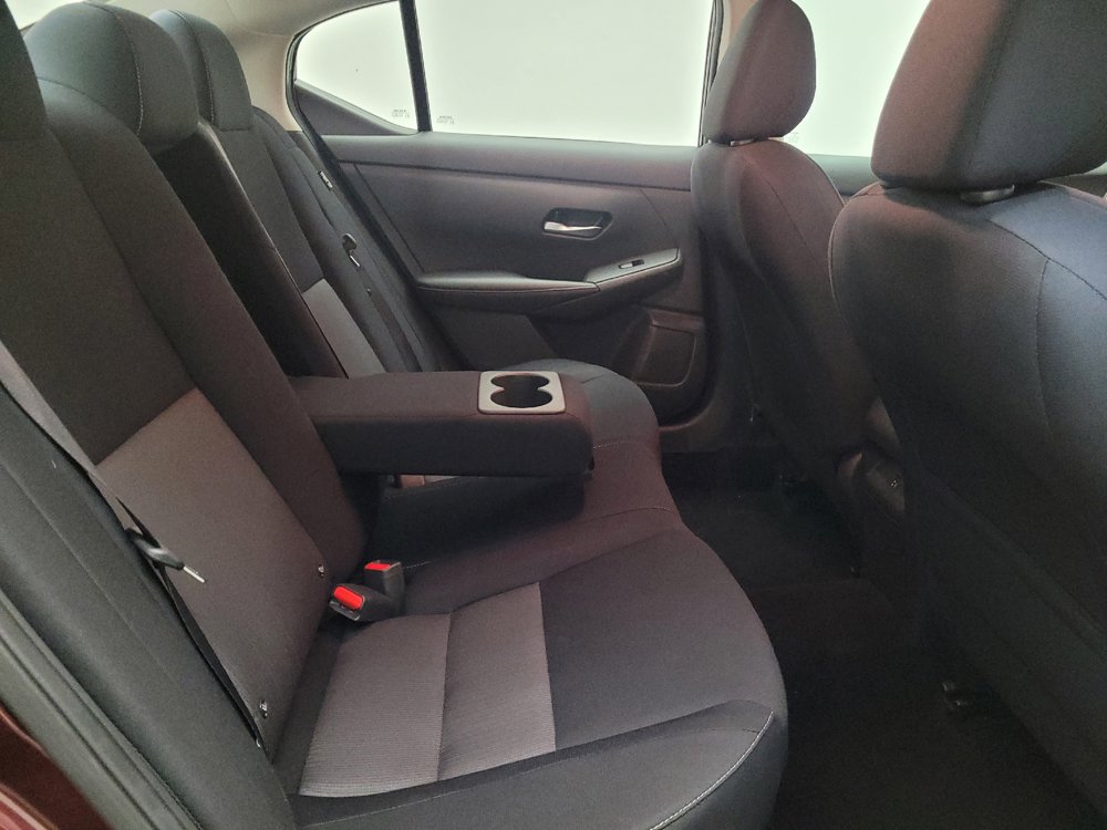 Used 2021 Nissan Sentra SV FWD image 19