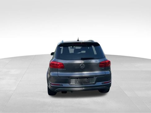 Used 2016 Volkswagen Tiguan R-Line FWD image 4