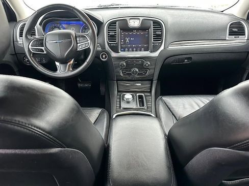 Used 2020 Chrysler 300 Touring L w/ Quick Order Package 2EF image 23