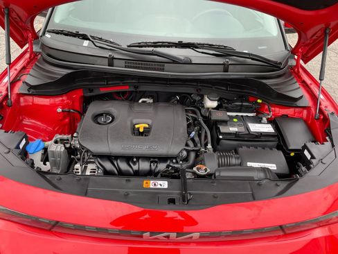 Used 2025 Kia Soul LX w/ LX Technology Package image 30