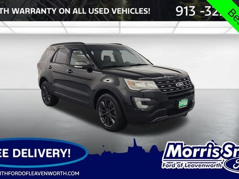 Used 2017 Ford Explorer XLT w/ Equipment Group 202A AWD/4WD image 1