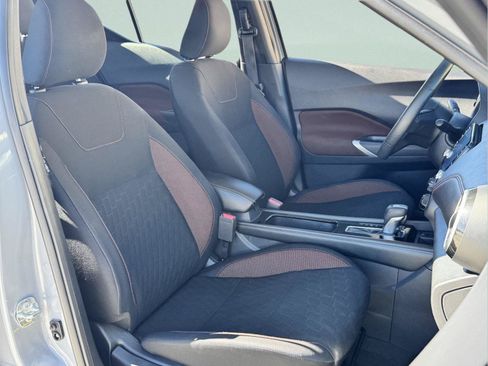 Used 2023 Nissan Kicks SR FWD image 31