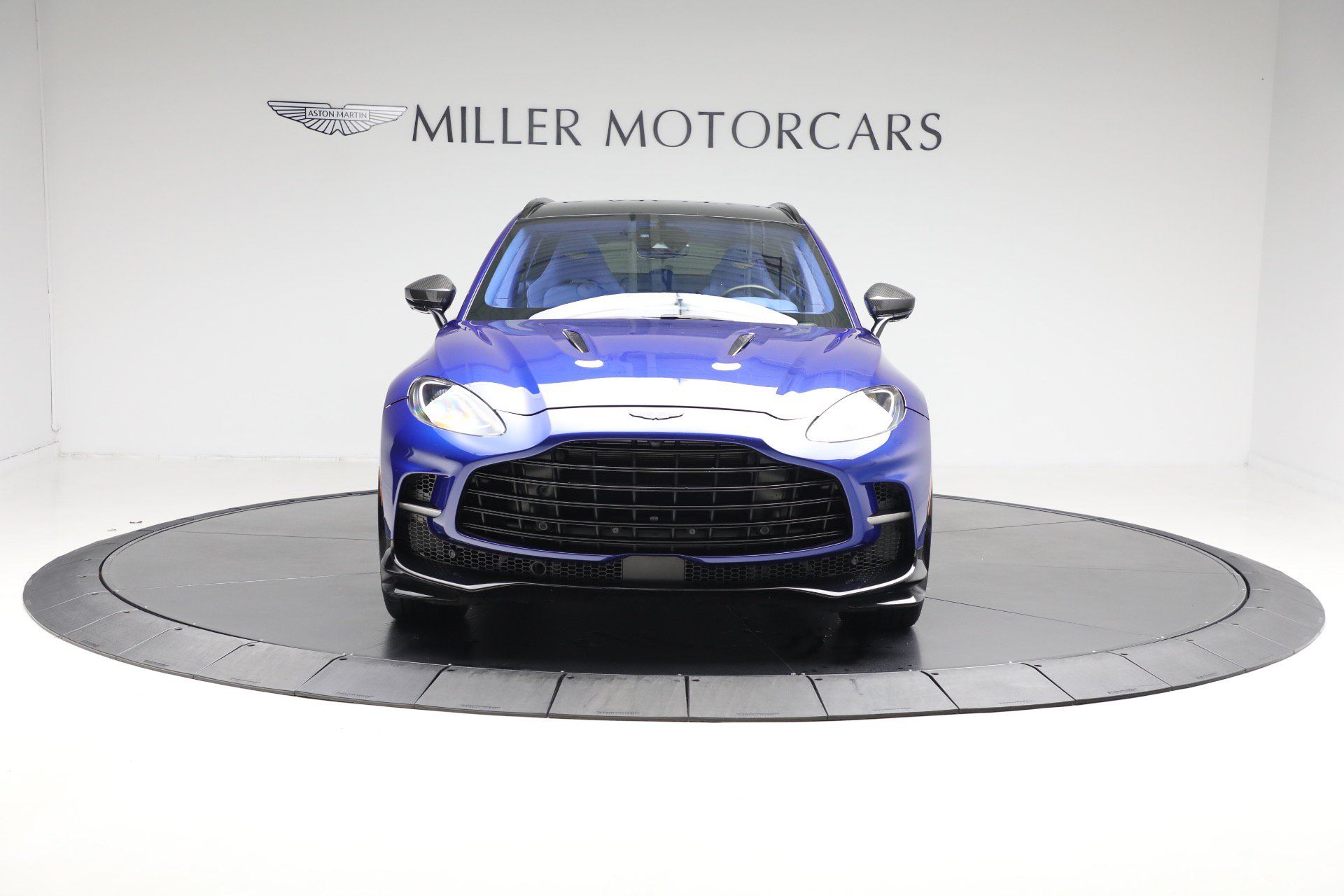 Used 2024 Aston Martin DBX 707 AWD/4WD image 12