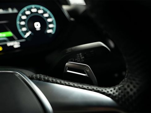 Used 2024 Audi RS e-tron GT image 59