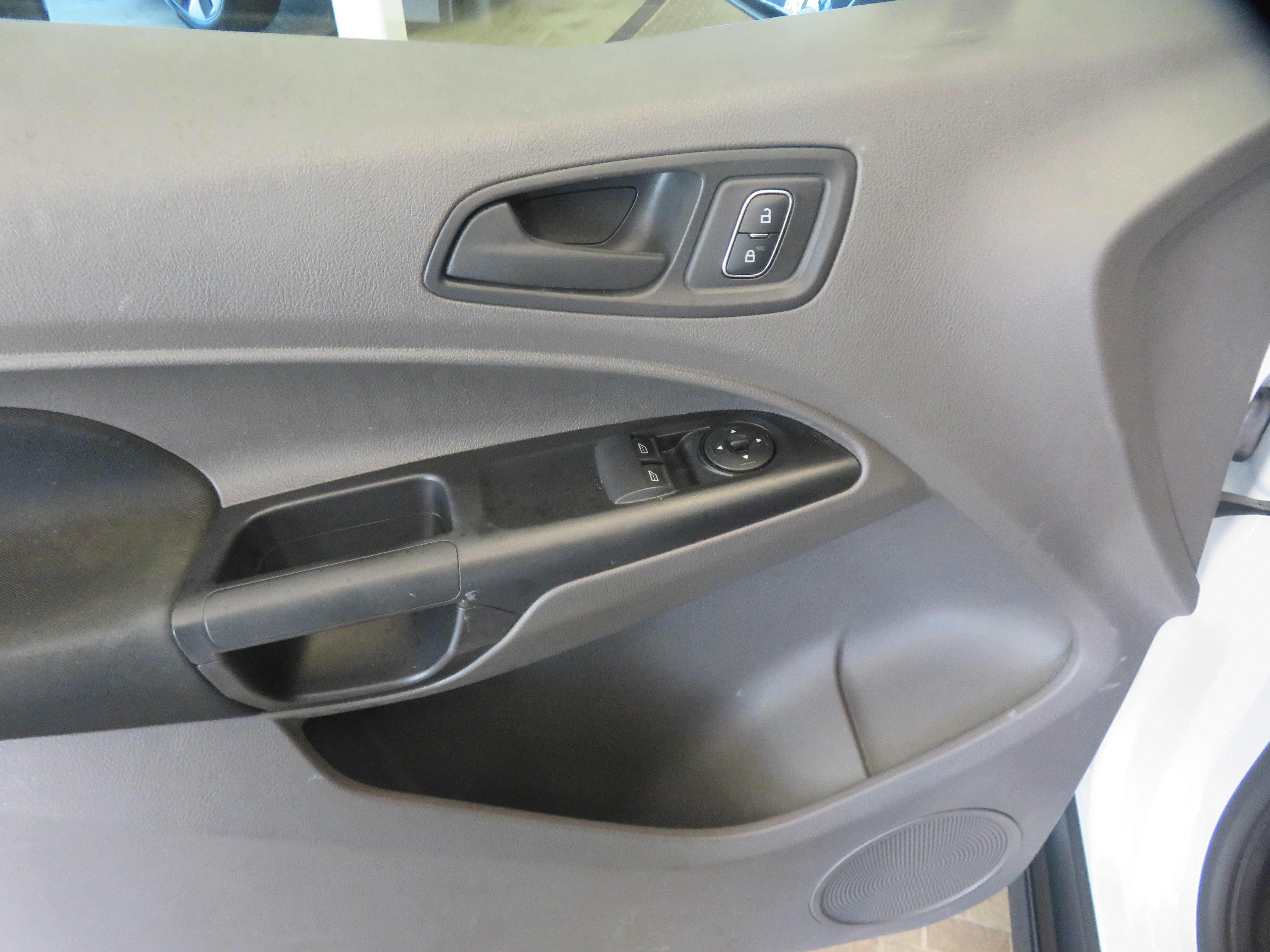 Used 2022 Ford Transit Connect XL FWD image 14