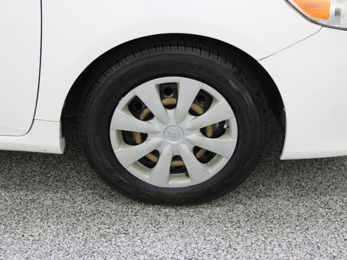 Used 2011 Toyota Corolla LE FWD image 5